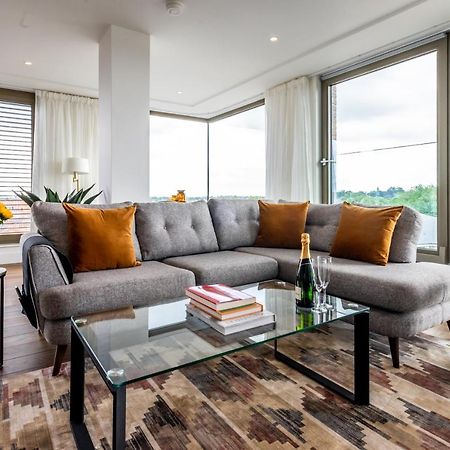 Appartamento Skyline @ Ryedale House York Esterno foto